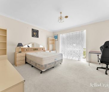 Convenience! Fully Furnished Townhouse including gardening - Photo 3