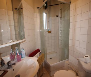 Location Appartement 2 pièces 35m² LILLE 59000 - Photo 4