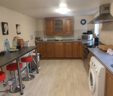 Pratt Street PS - Room 3 - Photo 1