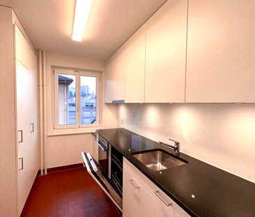 Rent a 4 rooms apartment in Luzern - Photo 1