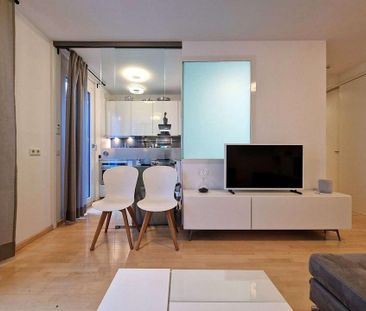 MÖBLIERT: Exklusives Apartment in ruhiger Toplage Maxvorstadt. - Photo 2