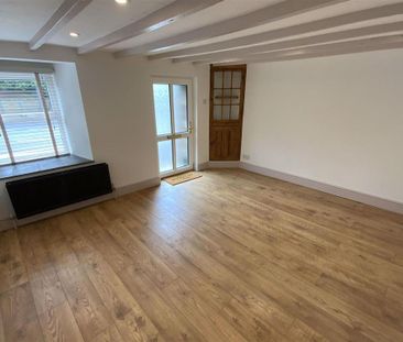 2 bedroom cottage to rent - Photo 1