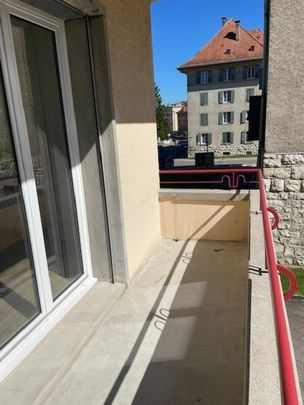 Appartement de 2 pièces complètement rénové avec balcon ! - Photo 1
