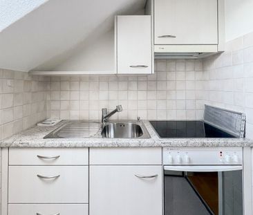 3- Zi. Dachwohnung an steuergünstiger Lage - Photo 1