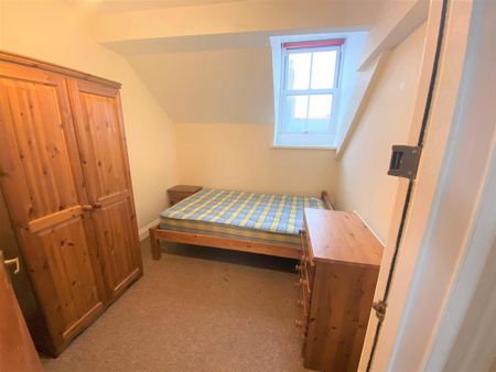 6 bedroom house to rent - Photo 3