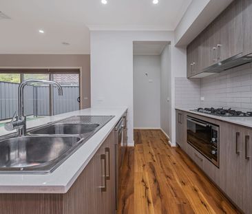 Stunning Family Home in Kalkallo - Photo 2