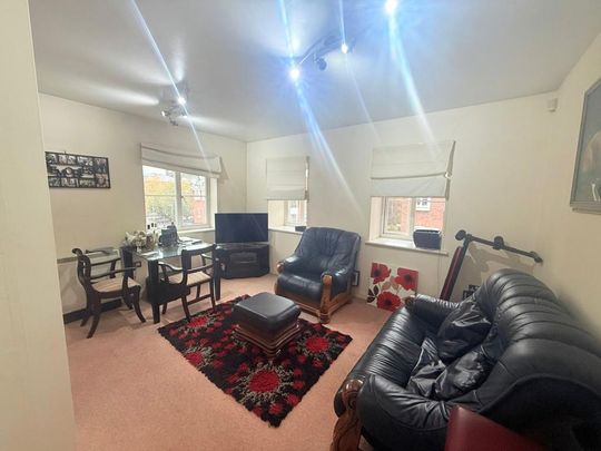 2 bedroom flat to rent - Photo 1