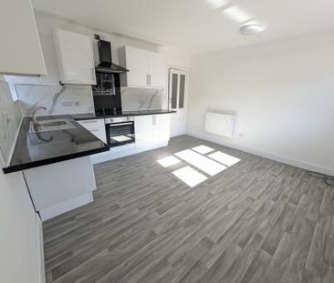 St Catherines Road, Grantham, NG31 - Photo 3