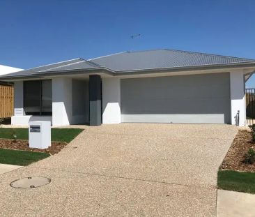 135 Fernbrooke Boulevard, Redbank Plains QLD 4301 - Photo 2
