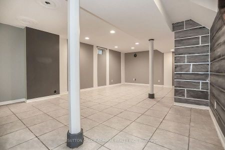 For Lease - 132 Larratt Lane, Richmond Hill, Ontario - Photo 5