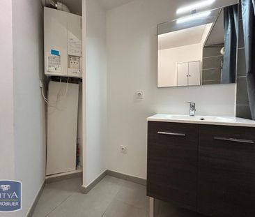 Location Appartement 2 pièces 45m² VILLEURBANNE 69100 - Photo 2