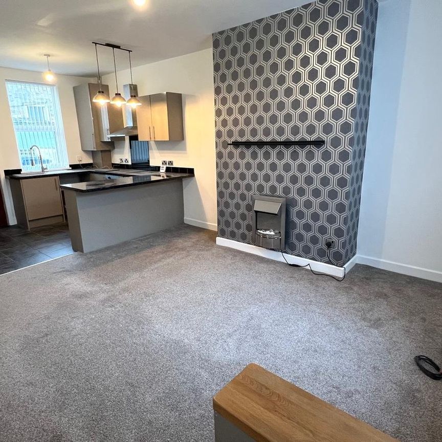 2 bedroom house to rent - Photo 1