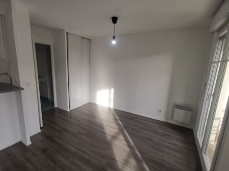 Location appartement 1 pièce, 33.56m², Le Bourget - Photo 4