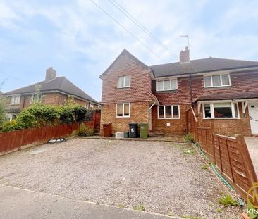 3 bedroom semi-detached house to rent - Photo 3