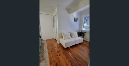 Fully Furnished 1-Bedroom Granny Flat – Short Term Stay - Photo 5