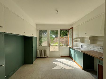 Location Maison 4 pièces 122m² LES ANGLES 30133 - Photo 5