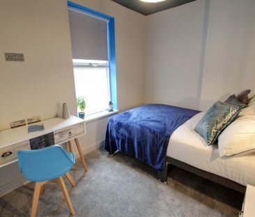 1 bedroom in a house share to rent - Photo 2