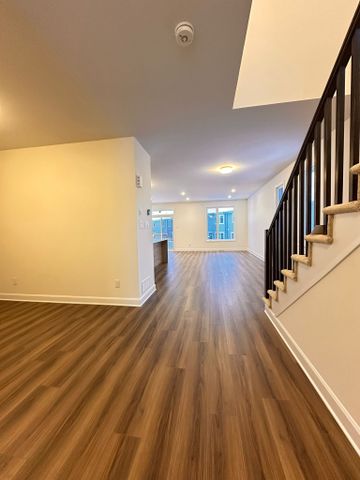 For Lease - 1028 Ventus Way, Orleans - Convent Glen and Area, Ontario - Photo 2