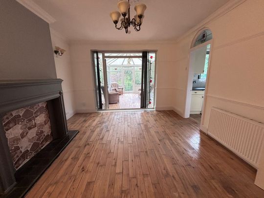 3 Bed Bungalow, Mariman Drive, M8 - Photo 1