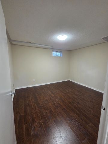 For Lease - 9 Madison Street Unit# Lower, Brampton, Ontario - Photo 2