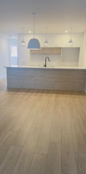À LOUER – Superbe 4 ½ + bureau à Granby | lumineux et moderne - Photo 1