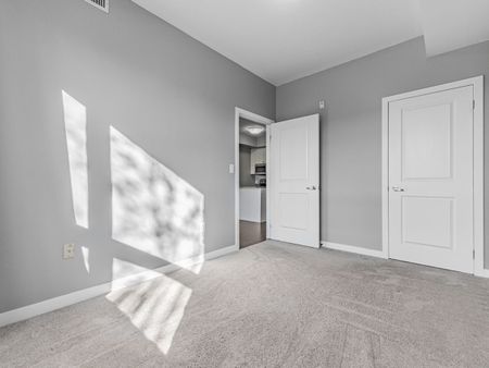 For Lease - 5020 Corporate Drive Unit# 113, Burlington, Ontario - Photo 5