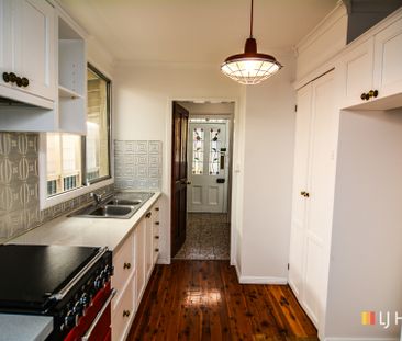 Stunning 2 Storey Terrace - Photo 5