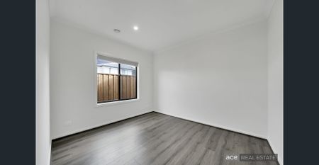 Modern Living at Its Finest! - Photo 4