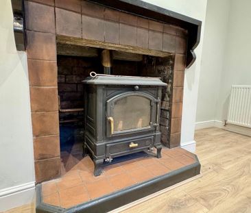 3 bedroom semi-detached house to rent - Photo 6