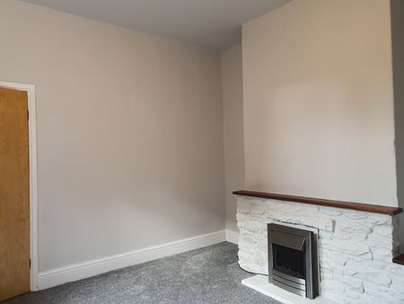 1 Bed Flat, Handsworth Road, S9 - Photo 2