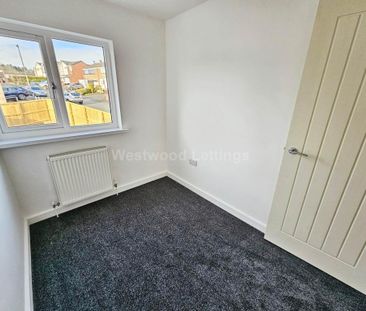 3 bedroom end of terrace house to rent - Photo 6