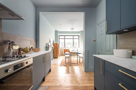 Gordon Road, London - Photo 3
