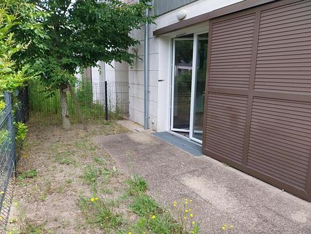 Location Appartement 4 Pièces 77 m² - Photo 2