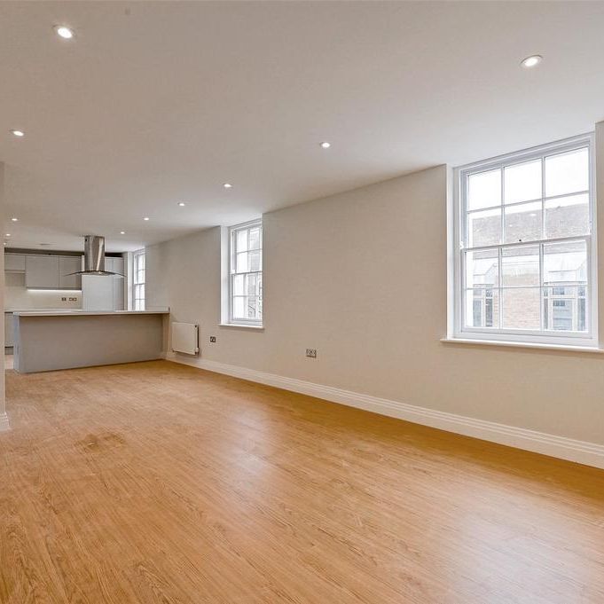 3 bedroom apartment to rent - Photo 1
