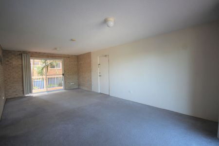 Live in the Heart of Mooloolaba! - Photo 3