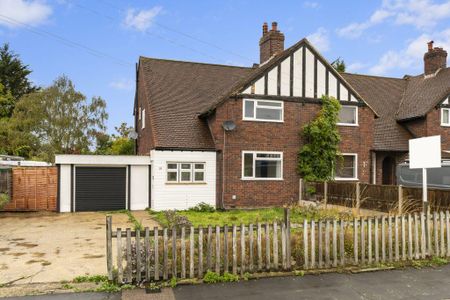 3 bedroom semi-detached house to rent - Photo 3