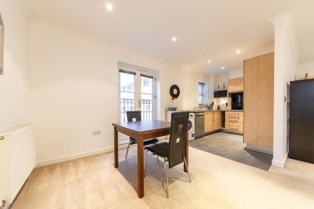 2 bedroom apartment to rent - Photo 4