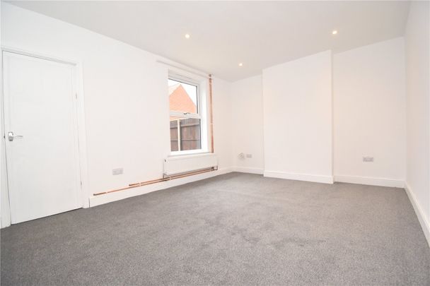 Bramford Road, Ipswich, Suffolk, IP1 4AZ - Photo 1