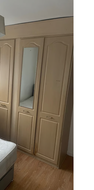 1 bedroom in a house share to rent - Photo 2