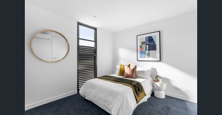 Ultimate City-Edge Luxury Living - Photo 2