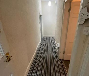 2 bedroom property to rent - Photo 6