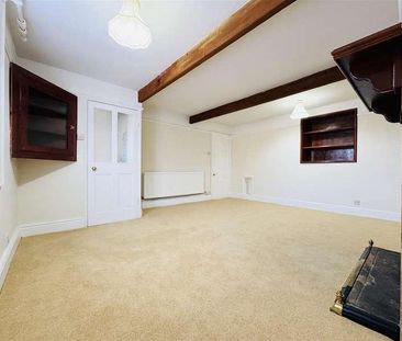 Lane Head Road, Shepley, Huddersfield, HD8 - Photo 2