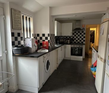 4 bedroom house to rent - Photo 5