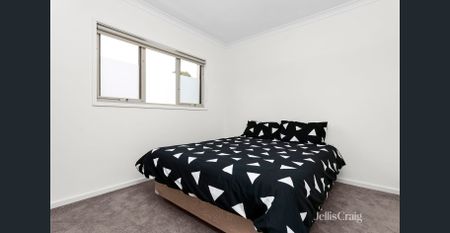 Three Bedroom Townhouse - Photo 4