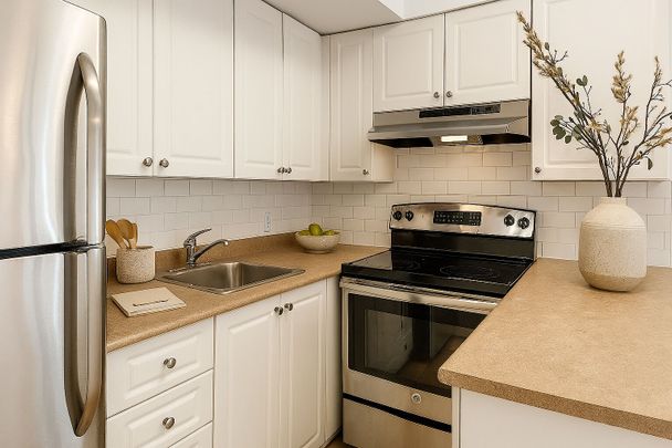 1230-1240 Emperor Ave, Carlington, Ottawa, ON - Photo 1