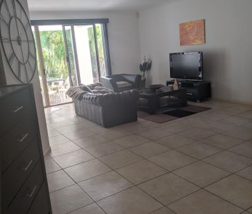 Varsity Lakes - Photo 6