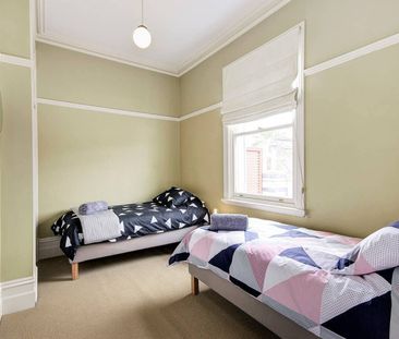 Furnished - Two Bedroom Apartment - CBD & Waterfront Precinct - Photo 2