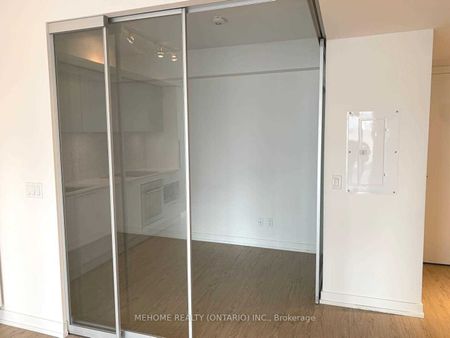 For Lease - 85 Wood Street Unit# 1117, Toronto, Ontario - Photo 2