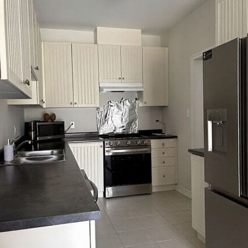 For Lease - 92 Baker Road, Thorold, Ontario - Photo 1