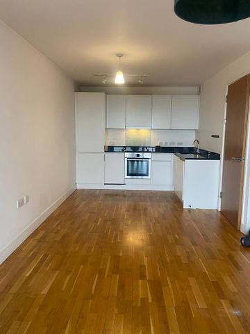 1 bedroom flat to rent - Photo 4